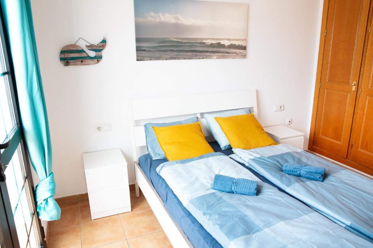 Surf Dream Surfhouse Hostel Corralejo Exterior photo